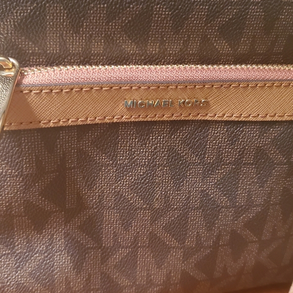 SOLD - Picture 2 of 8